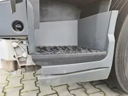 Linke untere Trittstufe OEM für Volvo FH 5 - Gebraucht