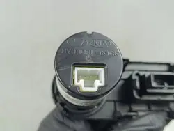 Conector USB Hyundai Ioniq 5 OEM 96125GI000 - Usado