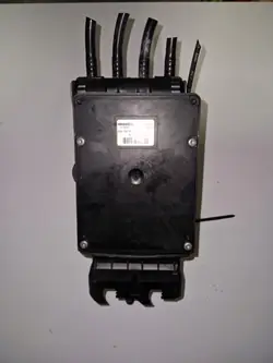 Pääjarruventtiili OEM 81.52130-6311 MAN-rekoille