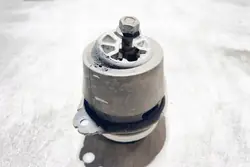 Soporte de motor AUDI Q7 4.2L diésel 2008