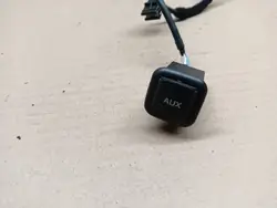 Prise AUX Audi Q5 8R OEM 8R0035474C