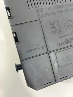 Módulo Confort OEM 281197595 para Peugeot 5008 1.6L Diésel