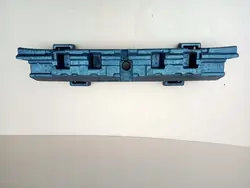 VW Touareg Etupuskuri 2010