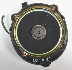 Mercedes Kaiutin OEM 2098200002 - Käytetty