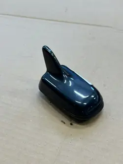 OEM 4G0035503E haineväantenni Audi A7:lle