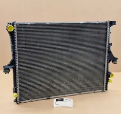 Radiador de água OEM WQIK* 7L6121253 para VW Touareg
