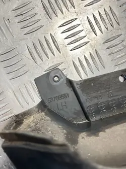 Bras d'essuie-glace avant gauche OEM 5370B551 Fiat Fullback