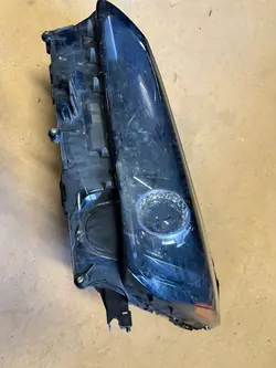 Faros izquierdo Lexus NX Europa