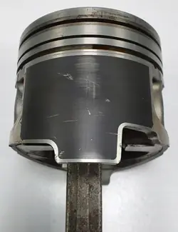 Mitsubishi Pajero 3.2 DID Kolben OEM 1110B224 1012071