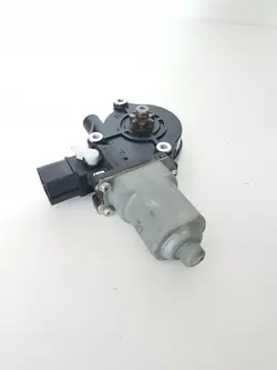 Takaluukun moottori Mitsubishi ASX 2015 5713A258