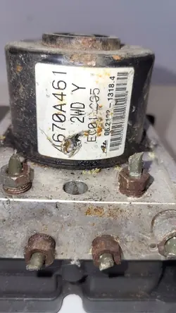 MITSUBISHI ABS PUMP 4670A461