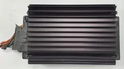 BOSE-vahvistin OEM 2098200289 Mercedes CLK:lle