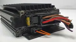 Amplificateur BOSE OEM 2098200289 pour Mercedes CLK