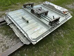 Batería Tesla Model Y OEM 1647132-D2-J 123Ah Usada