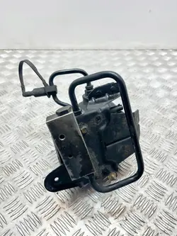 Ilmajakaja/venttiilipalikka OEM A2203200358 Mercedes-Benz