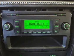 Rádio original Skoda 5J0035152C para Rapid