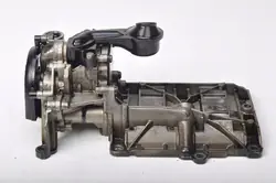 BMW E90 E91 2.0D Oljetank 7810823 7810773