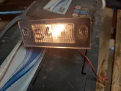 AUDI A4 B5 Lift Limousine Nummernschildbeleuchtung Links