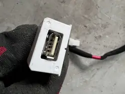 Prise USB Câble OEM 96120-H8301 pour Kia Stonic