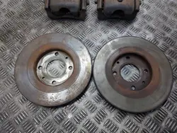 Remschijven + Blokken + Remklauwen Vooras OEM Citroen C3