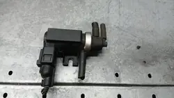 Undertrycksventil OEM 1J0306627 för Ford Galaxy 1.9TDI