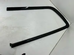 Joint de vitre latérale droit OEM 68497496AB Chrysler Pacifica