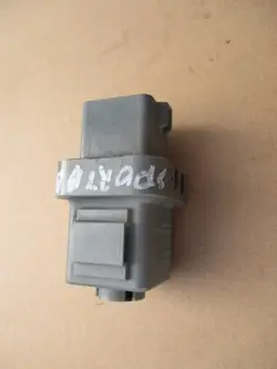 KIA SPORTAGE III Rela 36830-2F150