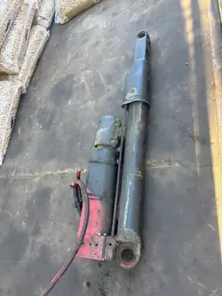 Iveco Stralis hytthyftningsaktuator OEM 500368557