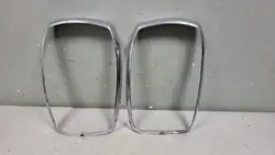 Scheinwerferrahmen Vorne Mercedes W115/W114 OEM 100710