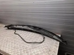 Cubierta brazo limpiaparabrisas delantero OEM A2128300013 Mercedes