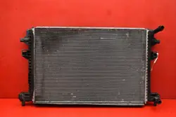Radiateur d'eau OEM 5Q0121251HQ pour Skoda Octavia 4