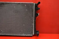 Radiateur d'eau OEM 5Q0121251HQ pour Skoda Octavia 4