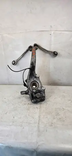 Mangueta delantera derecha OEM R8K0407258G Audi A4 B8