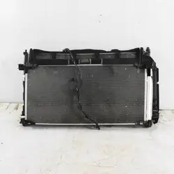 Ilmastointikondensaattorin Tuuletin OEM 422137-0850 Toyota C-HR II