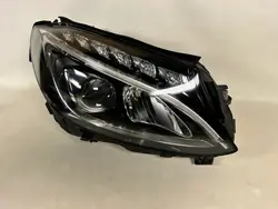 Farol dianteiro direito Mercedes Classe C W205 A2059062402