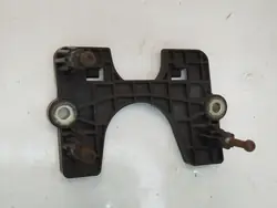 OEM 3Q0907704A tutkan kiinnike VW Passat B8:lle