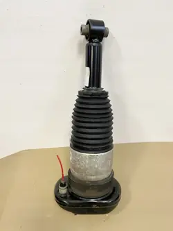 BMW 5 G31 vänster bak luftfjädring OEM 6882825