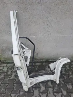 OEM ĆWIARTKA BOK SŁUPEK PRÓG LEWY KABINY VOLVO FL 6 00-06