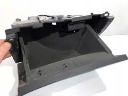 Matkustajan hansikaslokero OEM LORK-625-55332 Mercedes W176