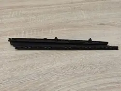 OEM 8D9877782A Höger takluckeskyddslist Audi A5