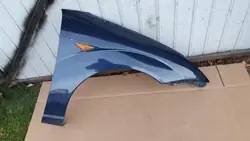 Parafango Anteriore Destro FORD FOCUS MK1 I H8 Blu 98-04