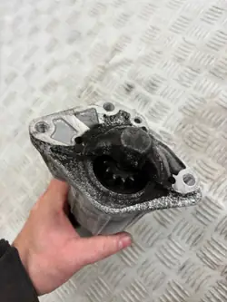 Démarreur Renault OEM 233009590R pour Trafic III 1.6 DCI