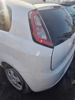 Getönte Seitenscheibe Fiat Punto Evo OEM 525255226
