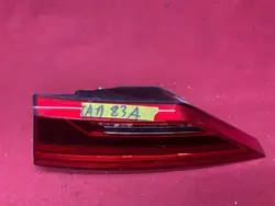 Luz trasera LED derecha Audi Q3 II 2019-2025 OEM 83A945094B