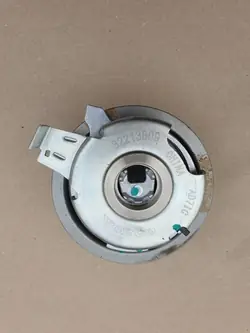 Rouleau tendeur courroie distribution OEM 32213809 Volvo
