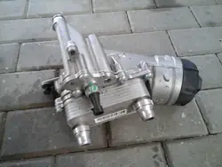 Suzuki OE 1281086AC0 distributieriemrol