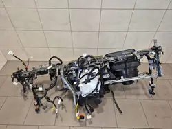 KIA Ceed III Värmekonsolram OEM ODO9289