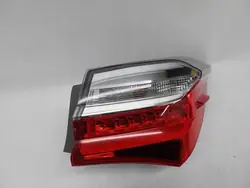 TOYOTA OE 81550-02A80 Lampe Arrière Droite