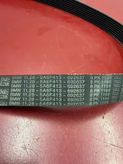 Courroie d'alternateur BMW OEM 5A6F413 - État utilisé