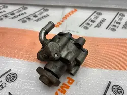 Bomba de direção Golf IV 1.4 B AKQ